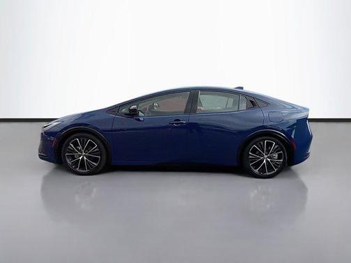 2025 Toyota Prius XLE