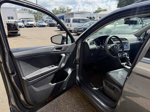 2020 Volkswagen Tiguan 2.0T SE
