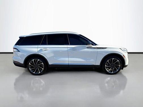 2023 Lincoln Aviator Reserve AWD