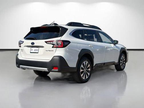Crystal White Pearl 2025 Subaru Outback Limited