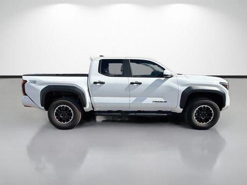 Ice 2024 Toyota Tacoma TRD Off Road