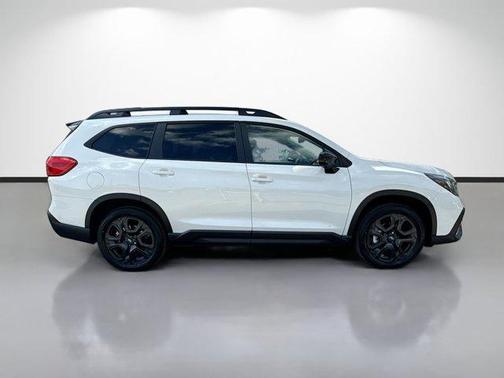 Crystal White Pearl 2026 Subaru Ascent Onyx Edition Touring