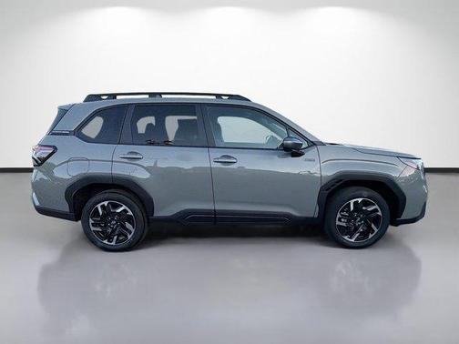Riverrock Green 2026 Subaru Forester Premium