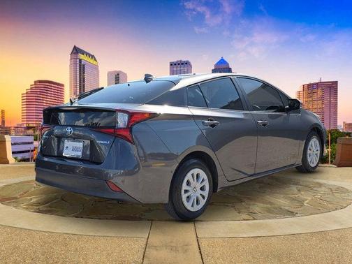 2019 Toyota Prius LE
