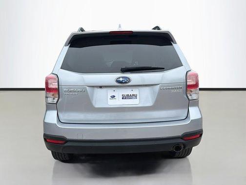 2017 Subaru Forester 2.5i Touring