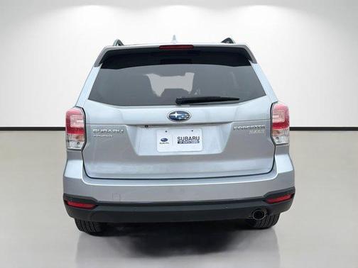 2017 Subaru Forester 2.5i Touring