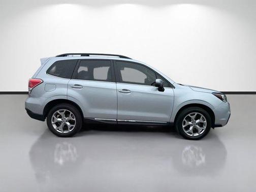 2017 Subaru Forester 2.5i Touring