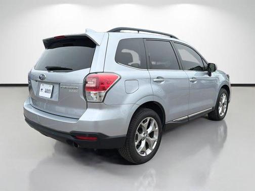 2017 Subaru Forester 2.5i Touring