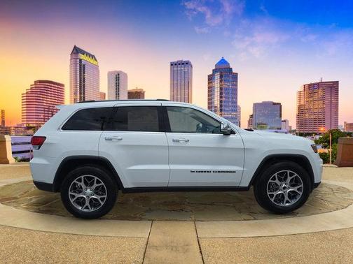 2022 Jeep Grand Cherokee WK Limited
