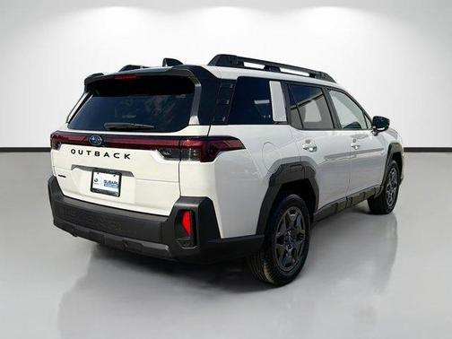 Crystal White Pearl 2026 Subaru Outback Premium
