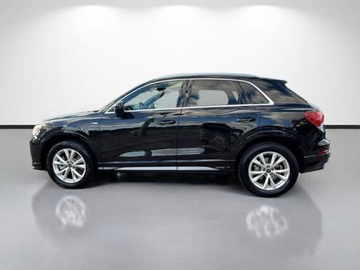 2025 Audi Q3 45 S line Premium