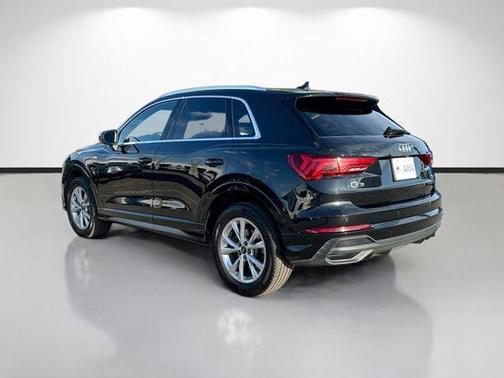 2025 Audi Q3 45 S line Premium