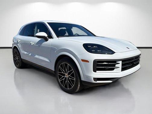 2025 Porsche Cayenne Base