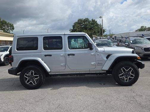 2024 Jeep Wrangler Sahara