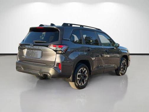 Magnetite Gray Metallic 2026 Subaru Forester Premium