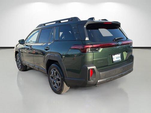 Deep Emerald Green 2026 Subaru Outback Premium