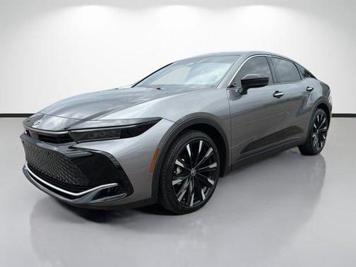 2024 Toyota Crown Platinum