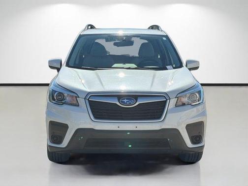 Crystal White Pearl 2020 Subaru Forester Premium
