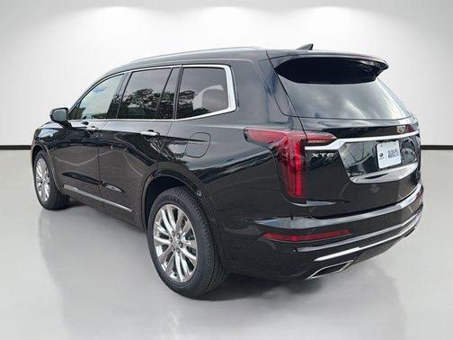 2023 Cadillac XT6 Premium Luxury FWD