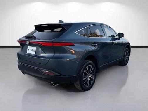 2023 Toyota Venza LE