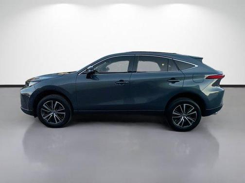 2023 Toyota Venza LE