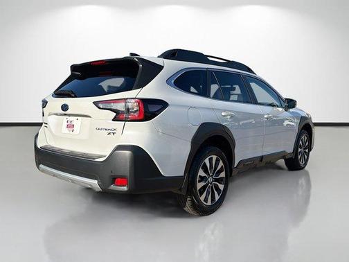 2025 Subaru Outback Limited XT