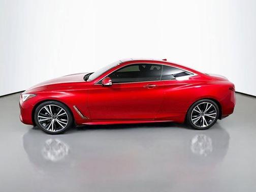 2022 INFINITI Q60 LUXE
