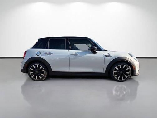 2022 MINI Hardtop Cooper S