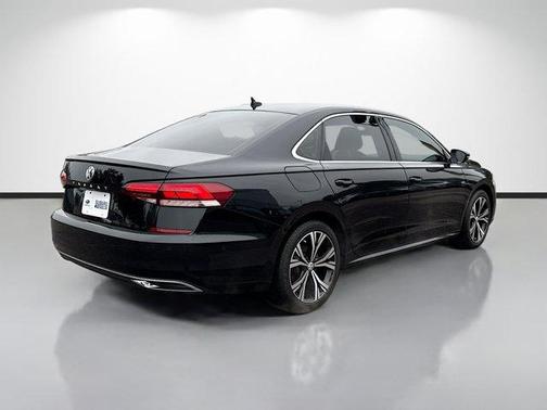 2020 Volkswagen Passat 2.0T SEL