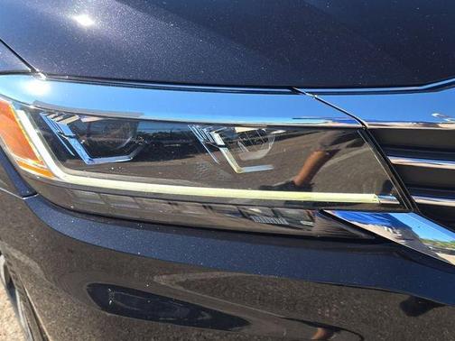 2020 Volkswagen Passat 2.0T SEL