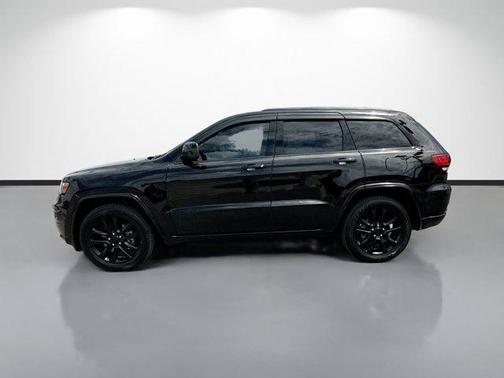 Diamond Black 2021 Jeep Grand Cherokee Laredo X
