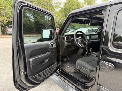 2020 Jeep Gladiator Sport