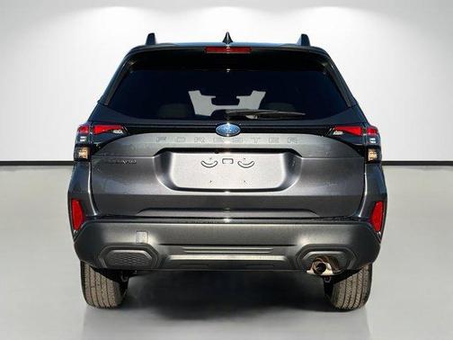 Magnetite Gray Metallic 2026 Subaru Forester Premium
