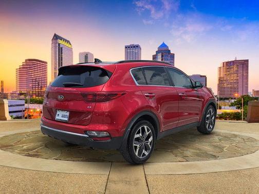 2022 Kia Sportage EX