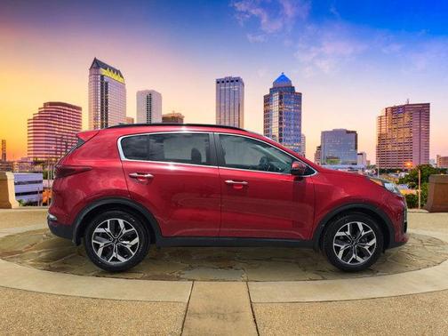2022 Kia Sportage EX