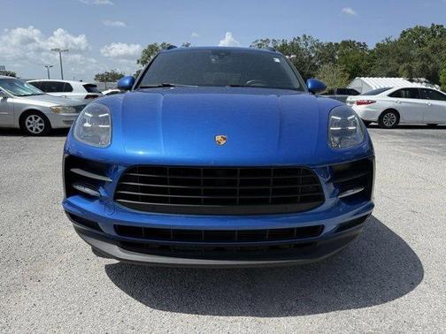 2020 Porsche Macan Base