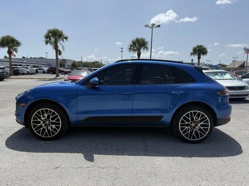 2020 Porsche Macan Base