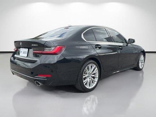 2024 BMW 330 i