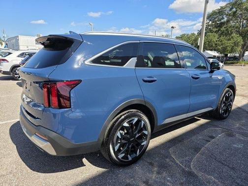 2024 Kia Sorento EX