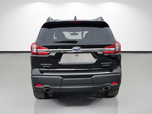 Crystal Black Silica 2021 Subaru Ascent Limited 7-Passenger
