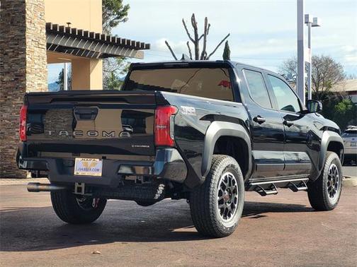 2025 Toyota Tacoma Hybrid TRD Off Road