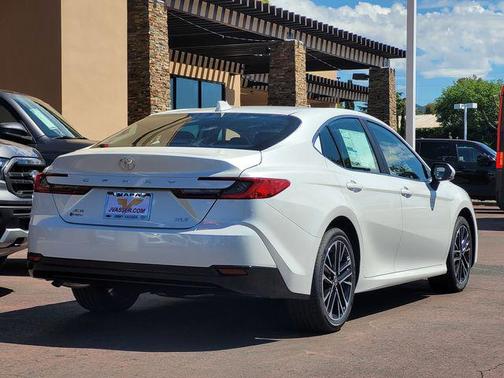 Wind Chill Pearl 2026 Toyota Camry XLE