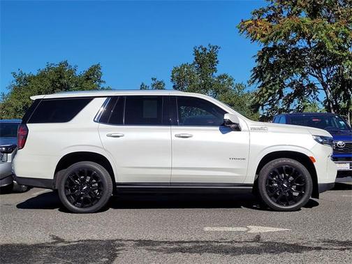 2022 Chevrolet Tahoe 4WD High Country