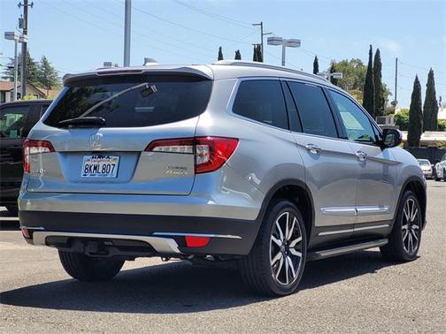 2019 Honda Pilot Touring 8-Passenger