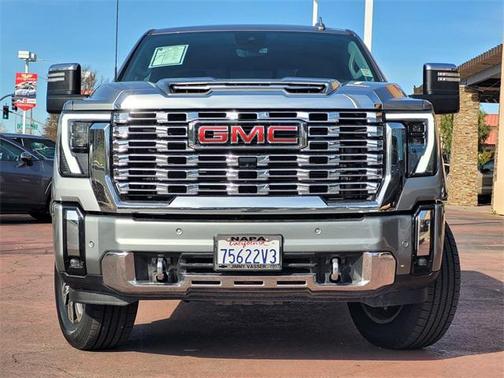 2025 GMC Sierra 2500 Denali