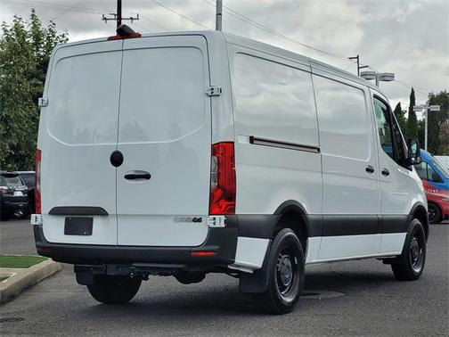 2022 Mercedes-Benz Sprinter 2500 Standard Roof