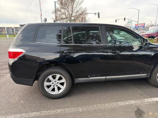 2013 Toyota Highlander SE