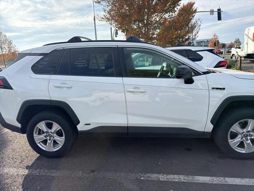 2021 Toyota RAV4 Hybrid LE
