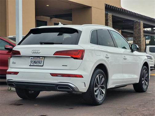 2023 Audi Q5 45 S line Premium Plus