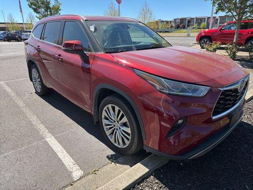 Ruby Flare Pearl 2022 Toyota Highlander Hybrid Platinum